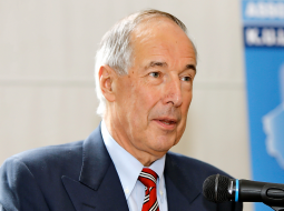 André Oosterlinck